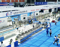 中國廚都酒店不銹鋼設(shè)備展會(huì)盛大開幕，上千酒店廚房設(shè)備廠家云集，現(xiàn)場驚現(xiàn)機(jī)器人廚師