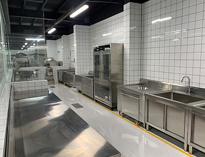 中餐廚房設(shè)備廠家告訴你廚房安全工作的內(nèi)容以及注意重點